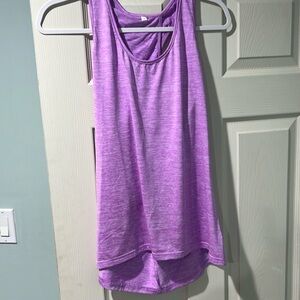 Women’s athletic tank top
